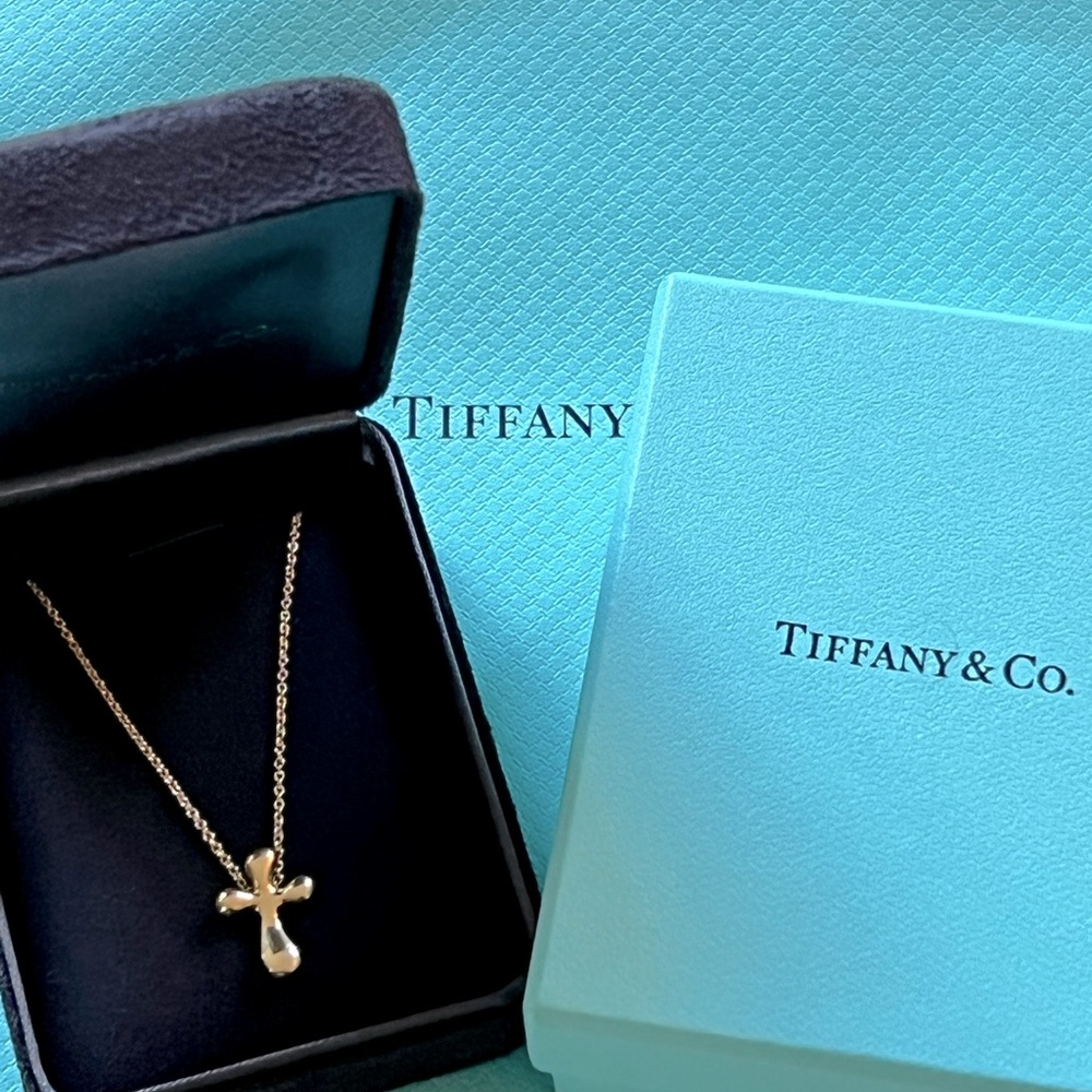 Tiffany & Co. Elsa Peretti 18k Gold Cross Pendant Pristine Condition